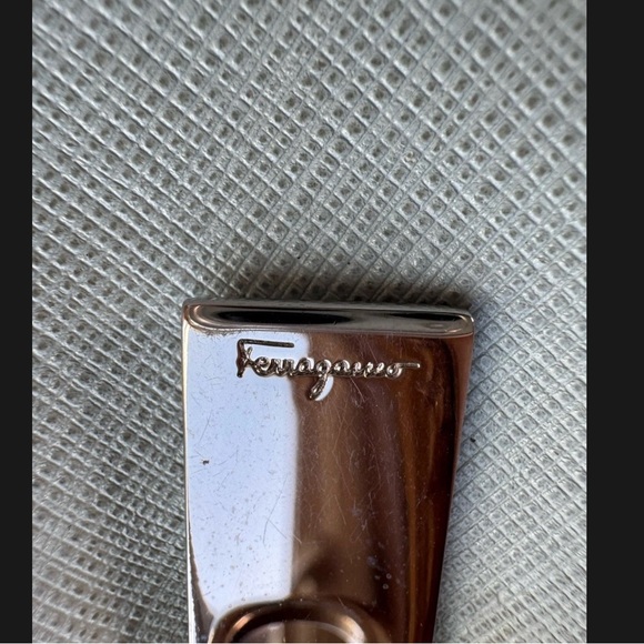 Salvatore Ferragamo Grey Gancini Saffiano Leather Clip Long Wallet W/COA - Picture 8 of 15